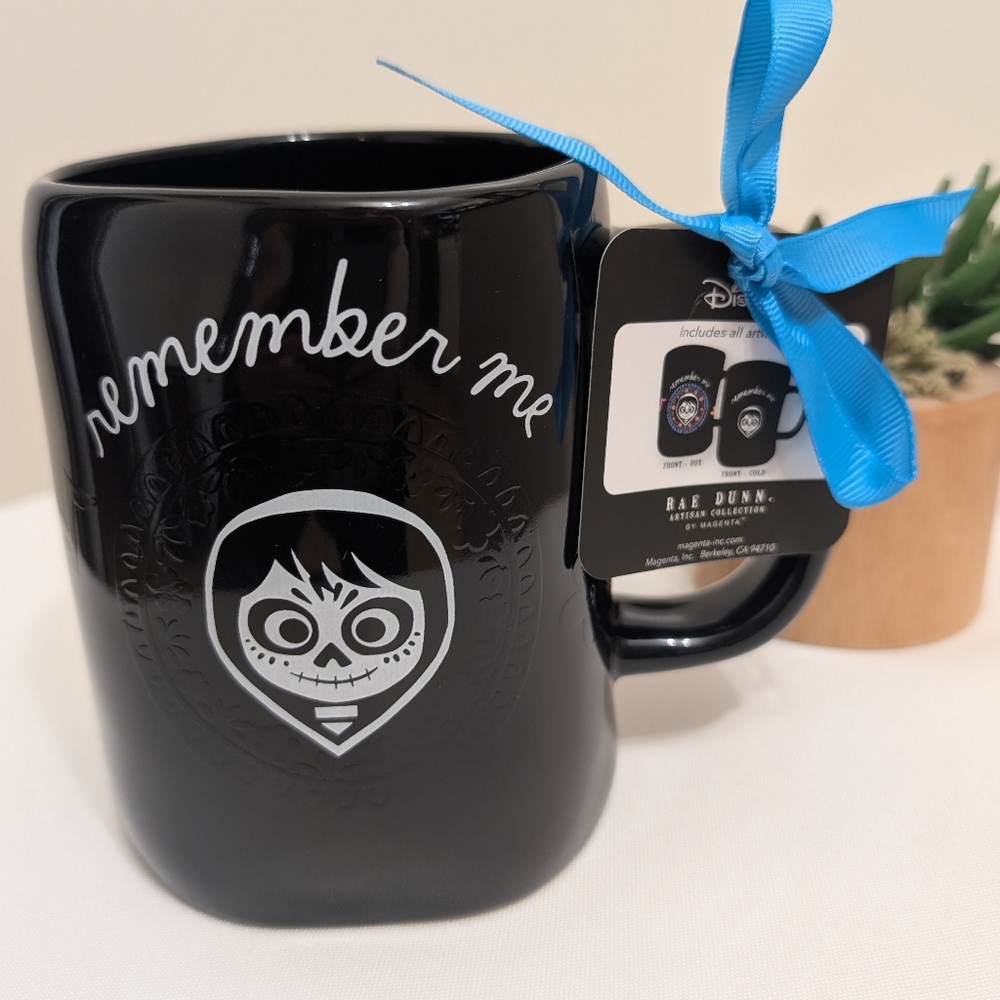 Disney Coco “Remember Me” Color-Changing Mug – Rae Dunn Artisan Collection
